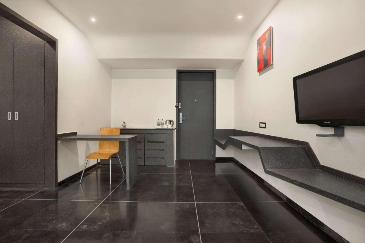 Days Inn & Suites By Wyndham Bengaluru Whitefield Extérieur photo