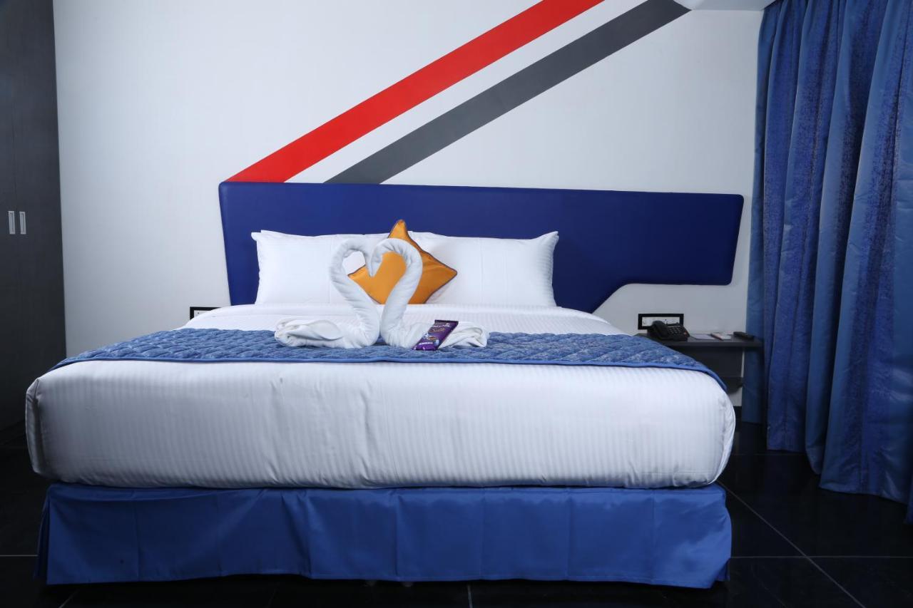 Days Inn & Suites By Wyndham Bengaluru Whitefield Extérieur photo