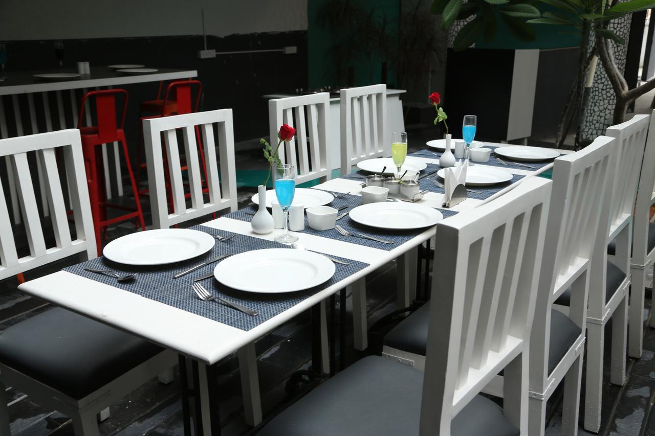 Days Inn & Suites By Wyndham Bengaluru Whitefield Extérieur photo