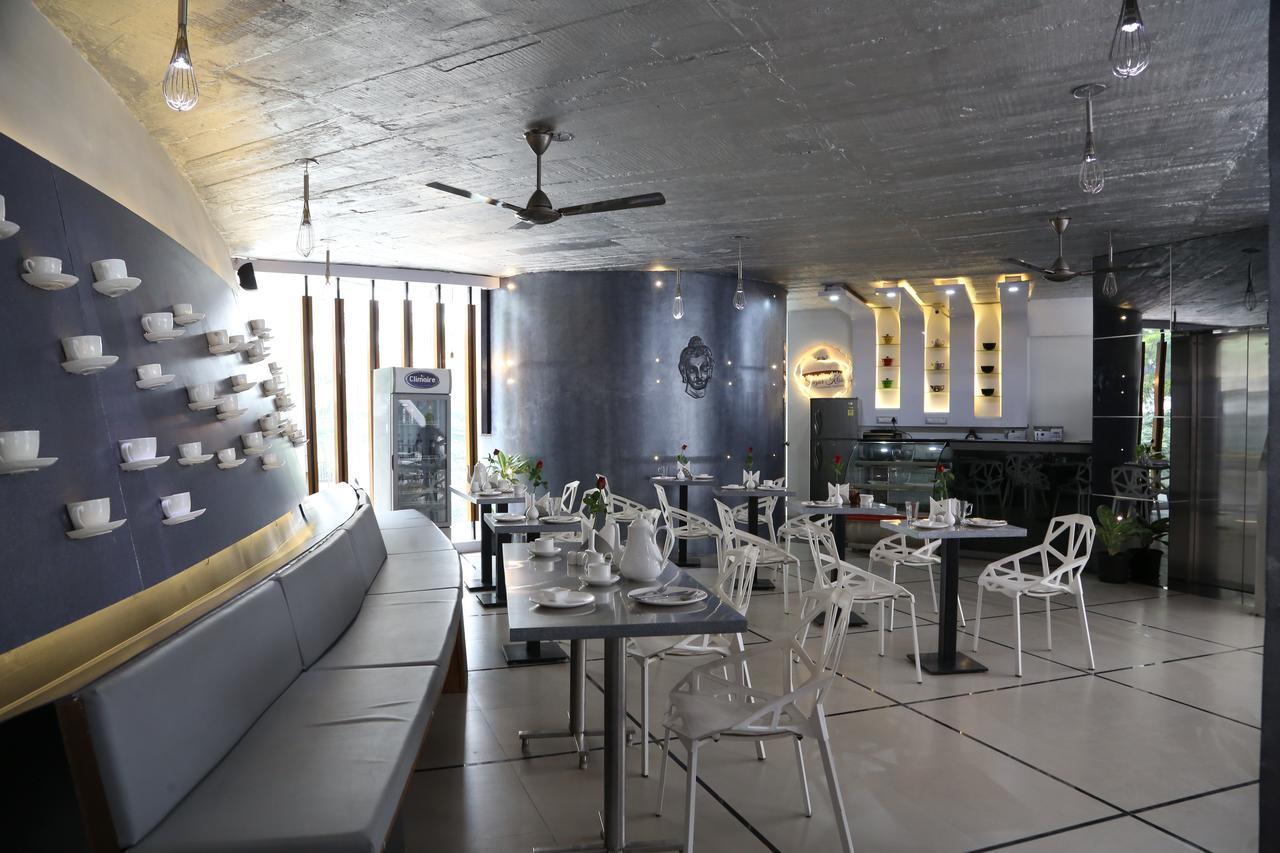 Days Inn & Suites By Wyndham Bengaluru Whitefield Extérieur photo