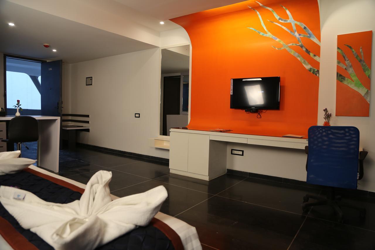 Days Inn & Suites By Wyndham Bengaluru Whitefield Extérieur photo